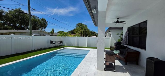 4971 Whispering Way 4971, Fort Lauderdale, FL 33312