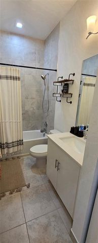 4971 Whispering Way 4971, Fort Lauderdale, FL 33312