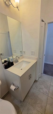 4971 Whispering Way 4971, Fort Lauderdale, FL 33312