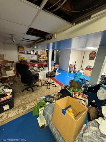 25888 Carl Street, Roseville, MI 48066