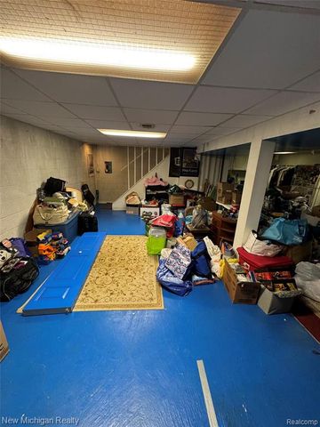 25888 Carl Street, Roseville, MI 48066