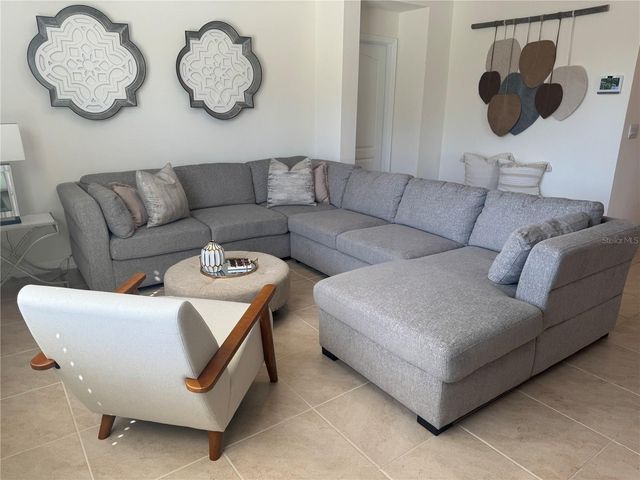 438 CONWAY AVENUE, St Cloud, FL 34771