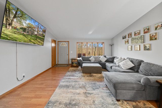 2121 Adelia AVENUE, Delavan, WI 53115