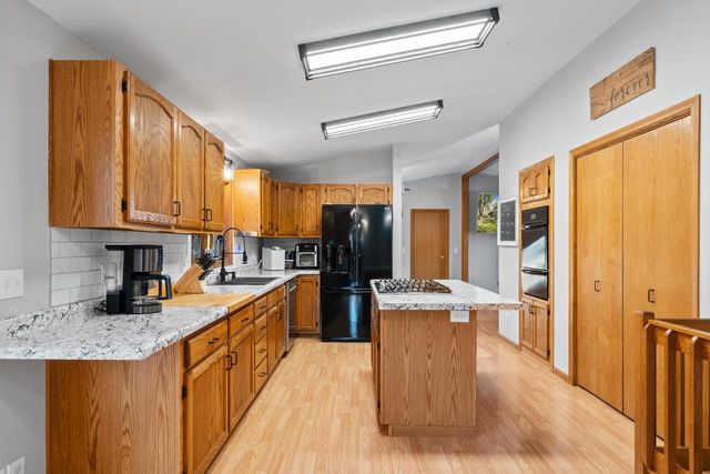 2121 Adelia AVENUE, Delavan, WI 53115