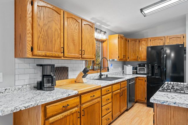 2121 Adelia AVENUE, Delavan, WI 53115