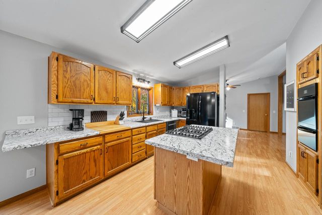 2121 Adelia AVENUE, Delavan, WI 53115