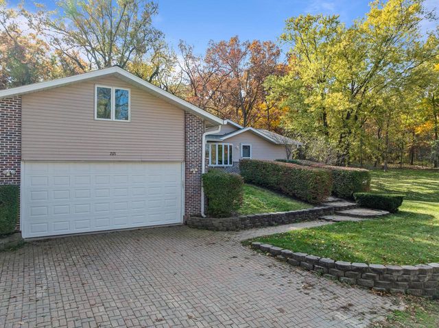 2121 Adelia AVENUE, Delavan, WI 53115