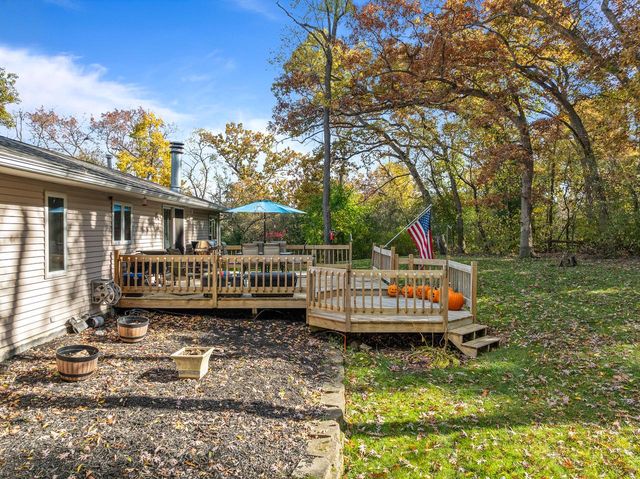 2121 Adelia AVENUE, Delavan, WI 53115