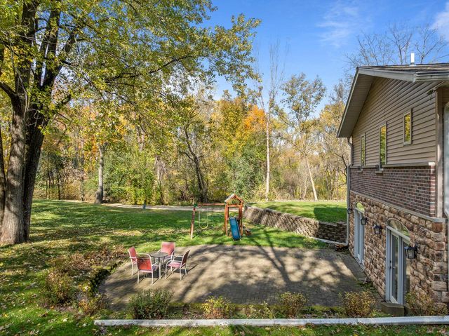 2121 Adelia AVENUE, Delavan, WI 53115