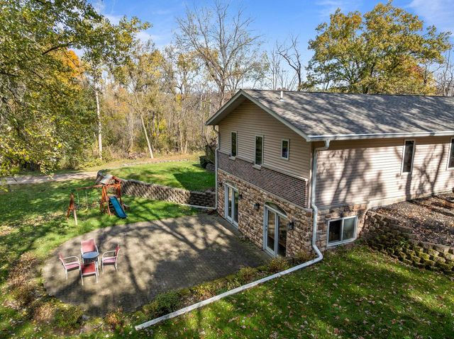 2121 Adelia AVENUE, Delavan, WI 53115