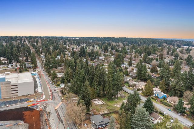 14552 5th Avenue NE, Shoreline, WA 98155