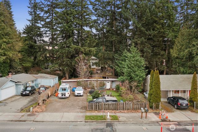 14552 5th Avenue NE, Shoreline, WA 98155