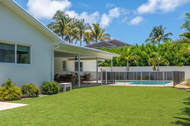 1058 NW 6th Drive, Boca Raton, FL 33486