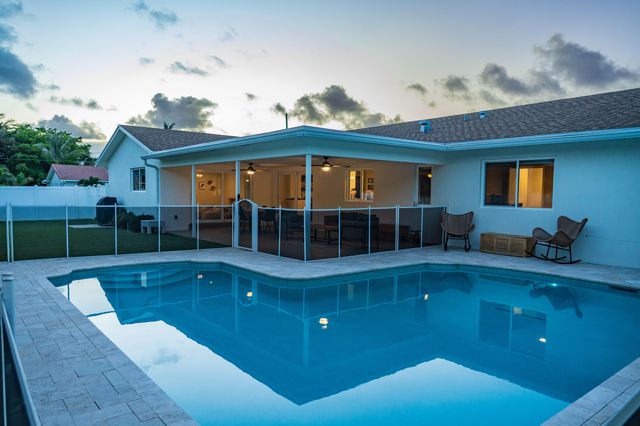1058 NW 6th Drive, Boca Raton, FL 33486