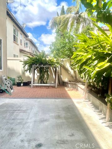 1224 S Cabernet Circle, Anaheim, CA 92804