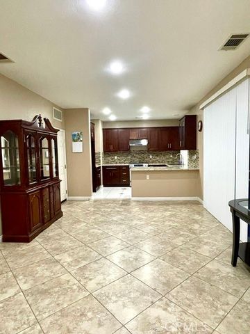 1224 S Cabernet Circle, Anaheim, CA 92804