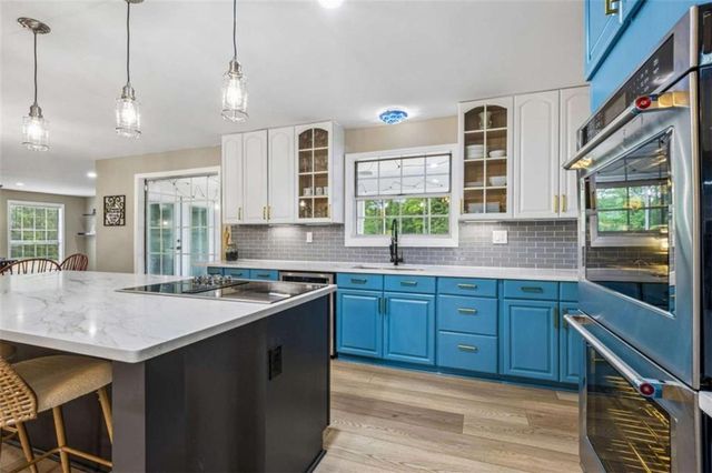 32 Quail Run, Hoschton, GA 30548