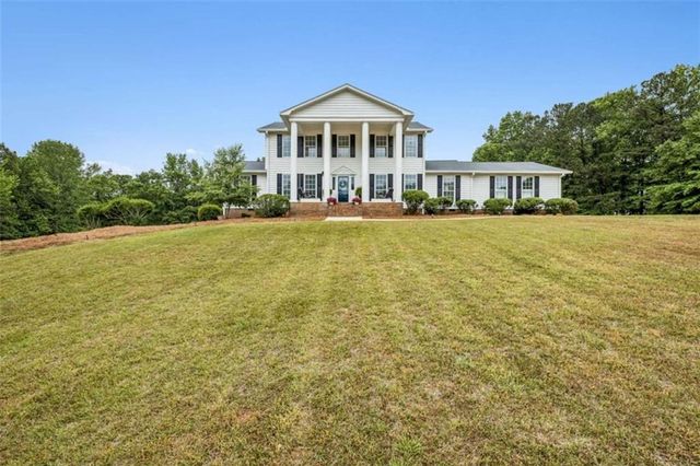 32 Quail Run, Hoschton, GA 30548