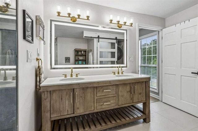32 Quail Run, Hoschton, GA 30548