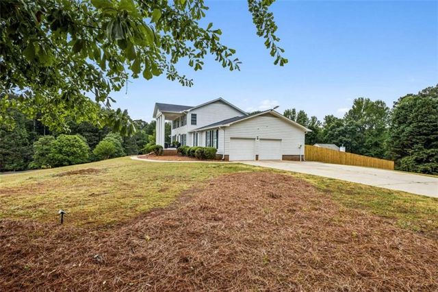 32 Quail Run, Hoschton, GA 30548