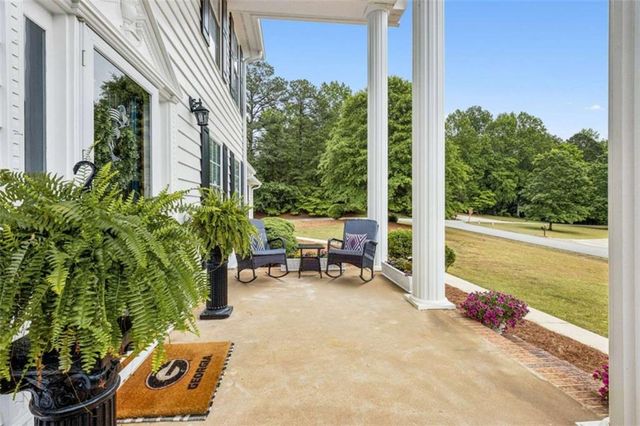 32 Quail Run, Hoschton, GA 30548