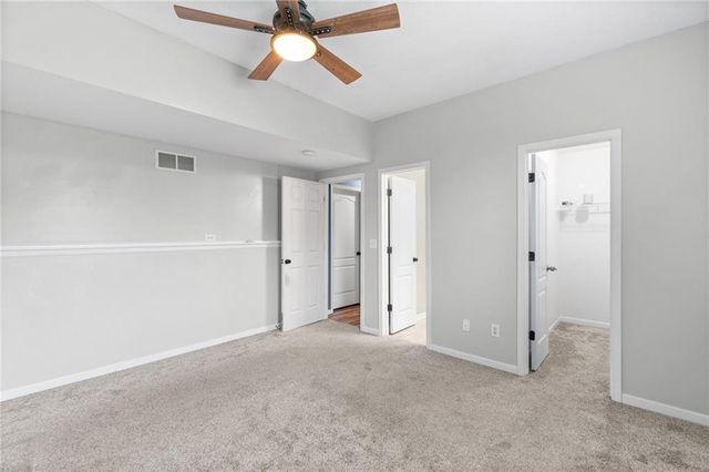 1501 Johnston Drive, Raymore, MO 64083