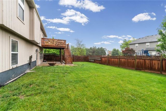 1501 Johnston Drive, Raymore, MO 64083