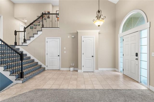 1501 Johnston Drive, Raymore, MO 64083