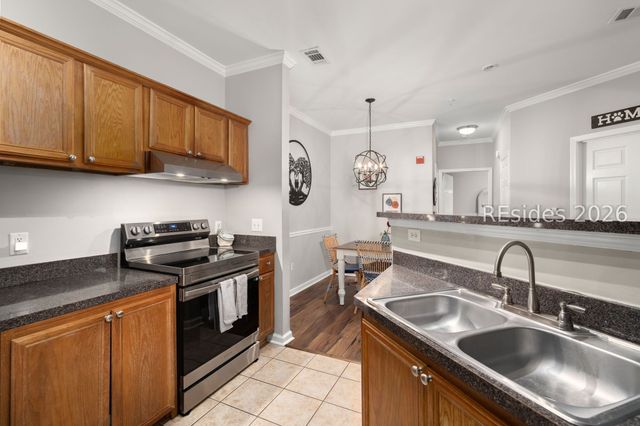 45 Sycamore Ave Apt 1116, Charleston, SC 29407