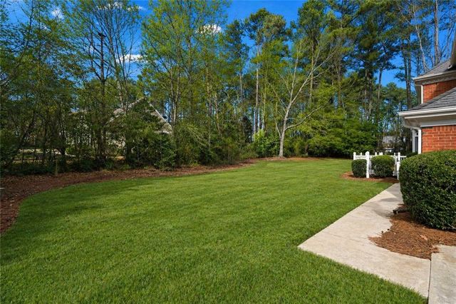1700 Canterbury Pointe SE, Conyers, GA 30013
