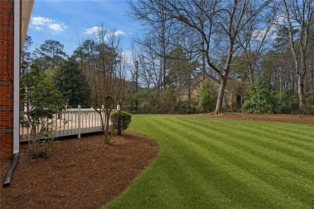 1700 Canterbury Pointe SE, Conyers, GA 30013