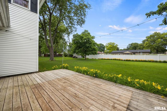 433 E FERNWOOD Street, Morton, IL 61550