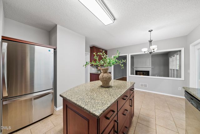 108 Woodshire Lane, Chapel Hill, NC 27514