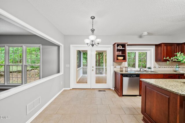 108 Woodshire Lane, Chapel Hill, NC 27514