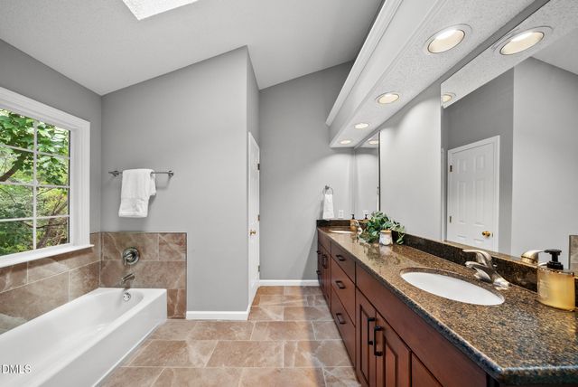 108 Woodshire Lane, Chapel Hill, NC 27514