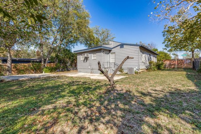 4256 Standish Road, Fort Worth, TX 76133