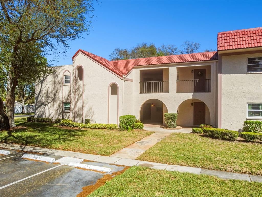 9700 STARKEY ROAD 322, Seminole, FL 33777