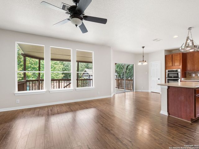 8019 Jalane Oaks, San Antonio, TX 78255