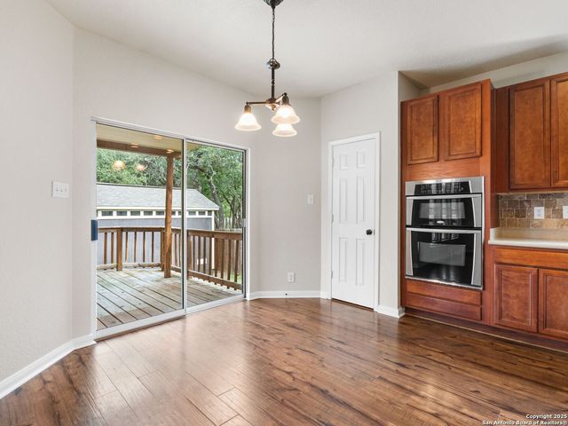 8019 Jalane Oaks, San Antonio, TX 78255