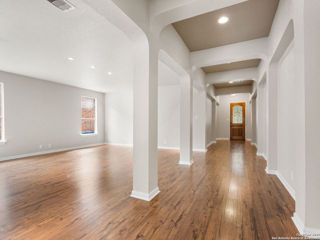 8019 Jalane Oaks, San Antonio, TX 78255