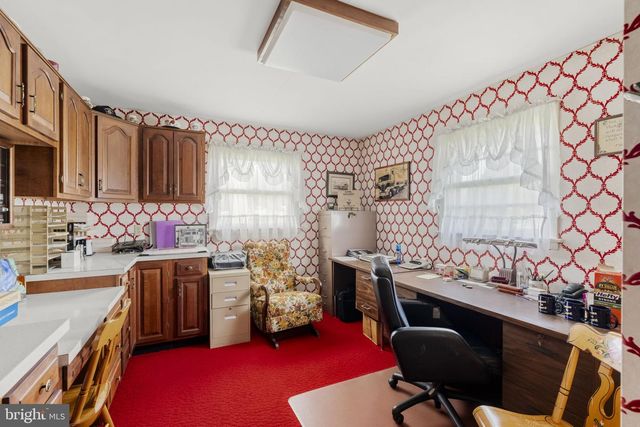 1041 SPRINGVILLE RD, East Earl, PA 17519