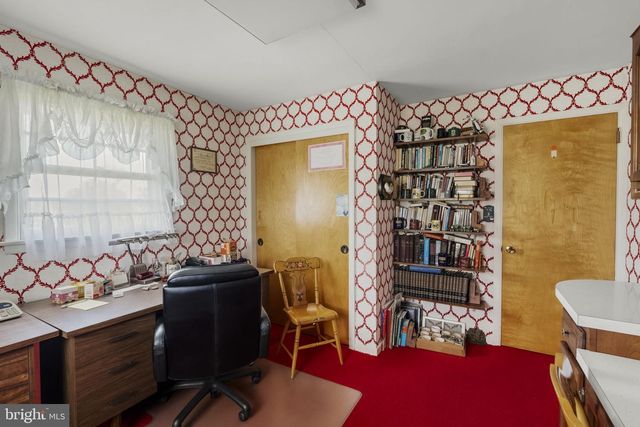1041 SPRINGVILLE RD, East Earl, PA 17519
