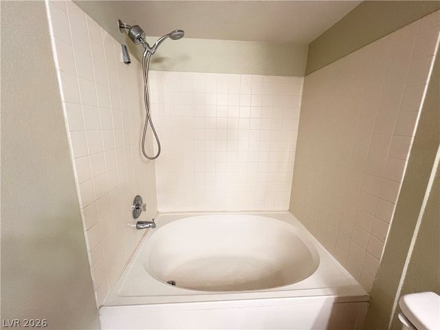 5055 West Hacienda Avenue 1202, Las Vegas, NV 89118