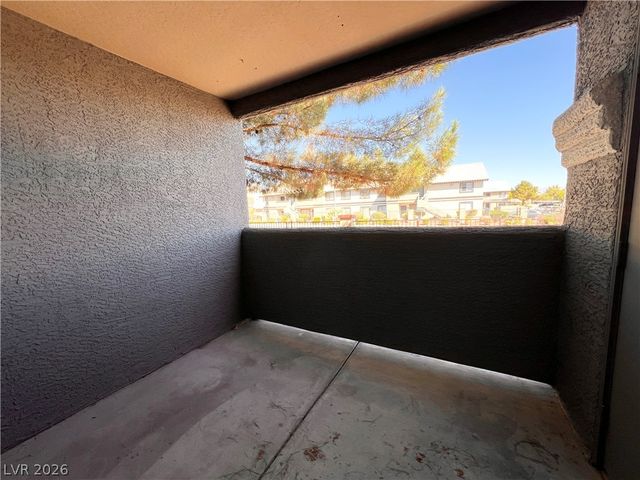 5055 West Hacienda Avenue 1202, Las Vegas, NV 89118