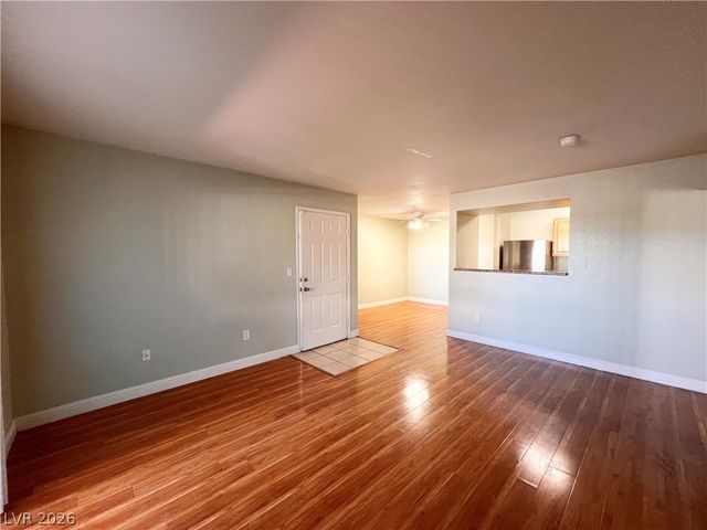 5055 West Hacienda Avenue 1202, Las Vegas, NV 89118
