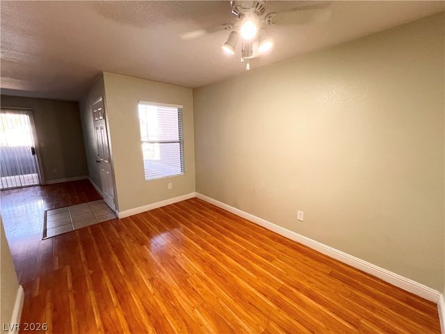 5055 West Hacienda Avenue 1202, Las Vegas, NV 89118