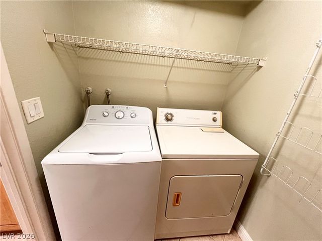 5055 West Hacienda Avenue 1202, Las Vegas, NV 89118