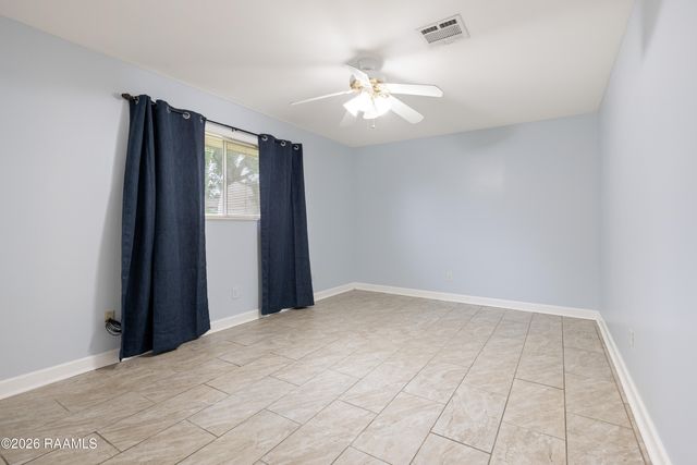 119 Gordon Crockett Drive, Lafayette, LA 70508