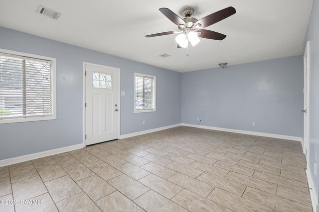 119 Gordon Crockett Drive, Lafayette, LA 70508