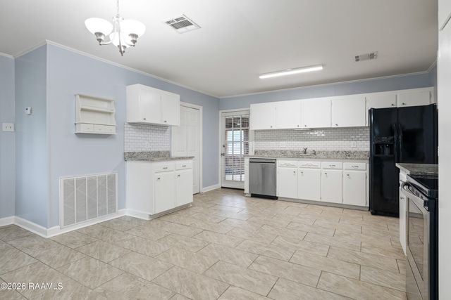 119 Gordon Crockett Drive, Lafayette, LA 70508